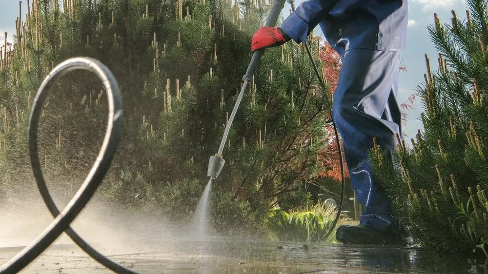 PRESSURE WASHER